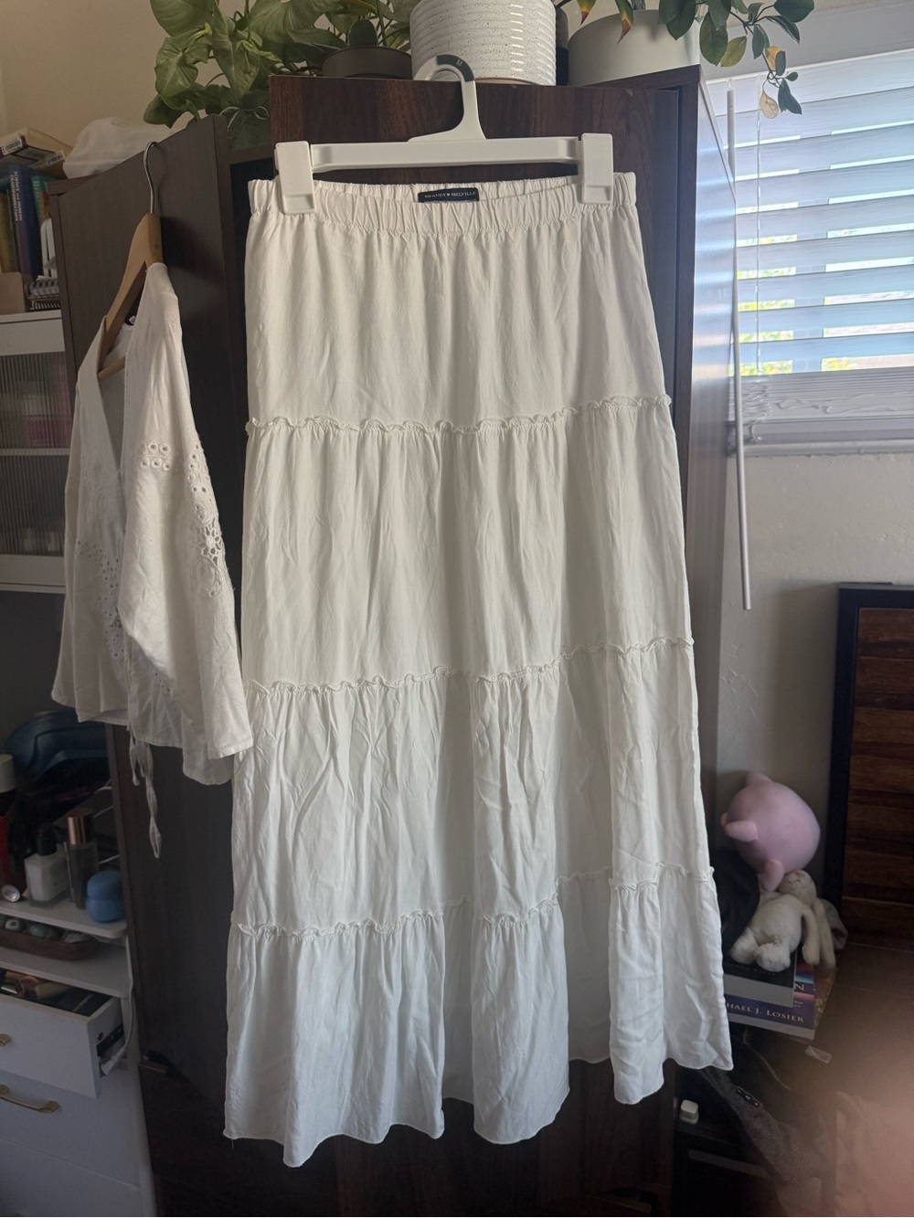 Brandy Melville White Tiered Maxi Skirt